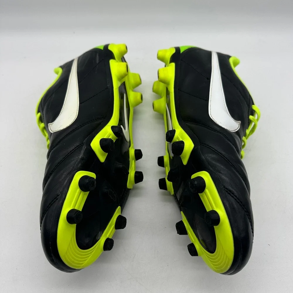 Nike 509038-013 Mens Size 12 Tiempo Natural IV FG Black/Green Soccer Cleats